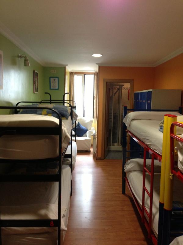 Rc Miguel Angel Hostel Madrid Buitenkant foto Hostel in Madrid, Spain